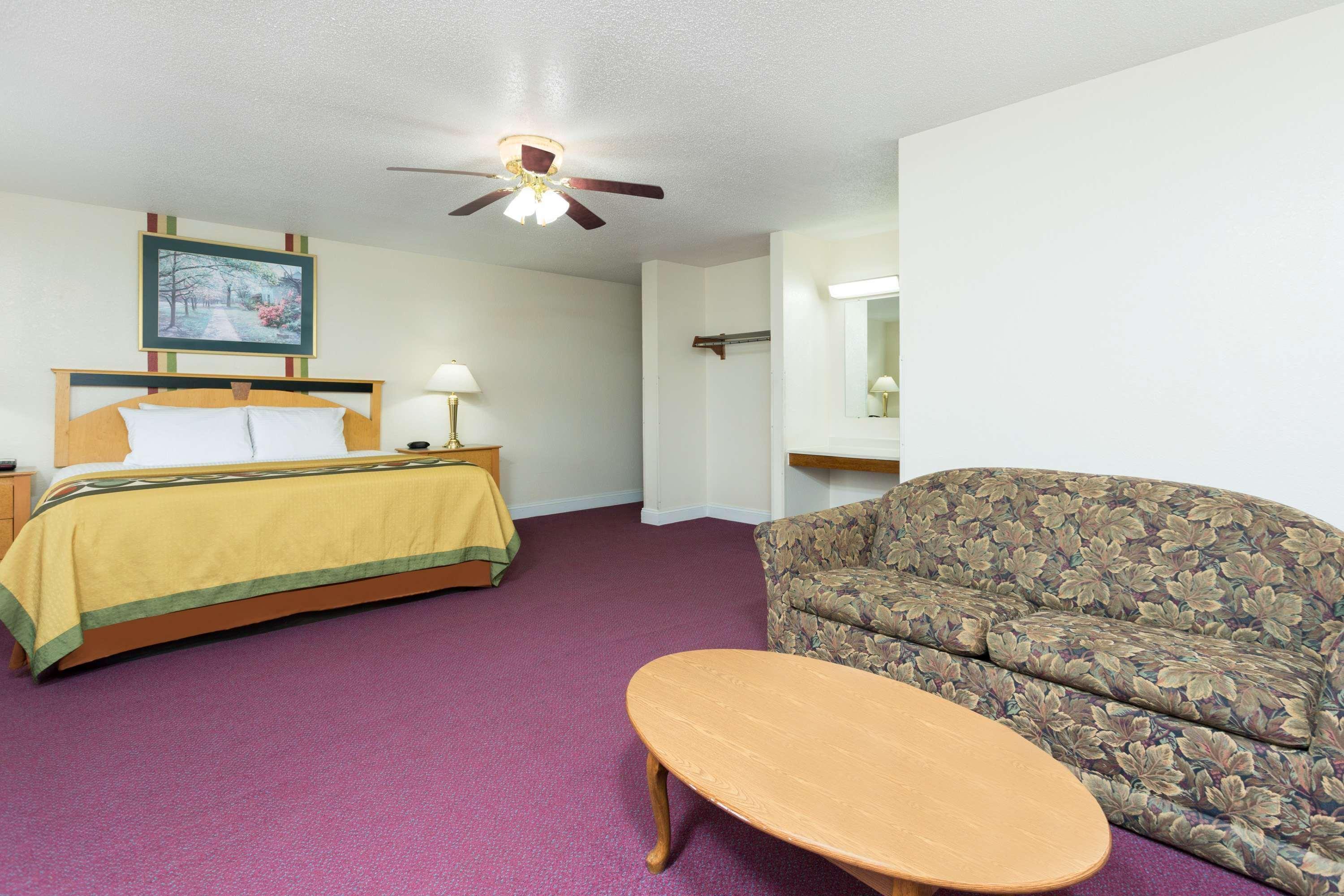 Super 8 By Wyndham Anderson/Clemson Area Motel Dış mekan fotoğraf